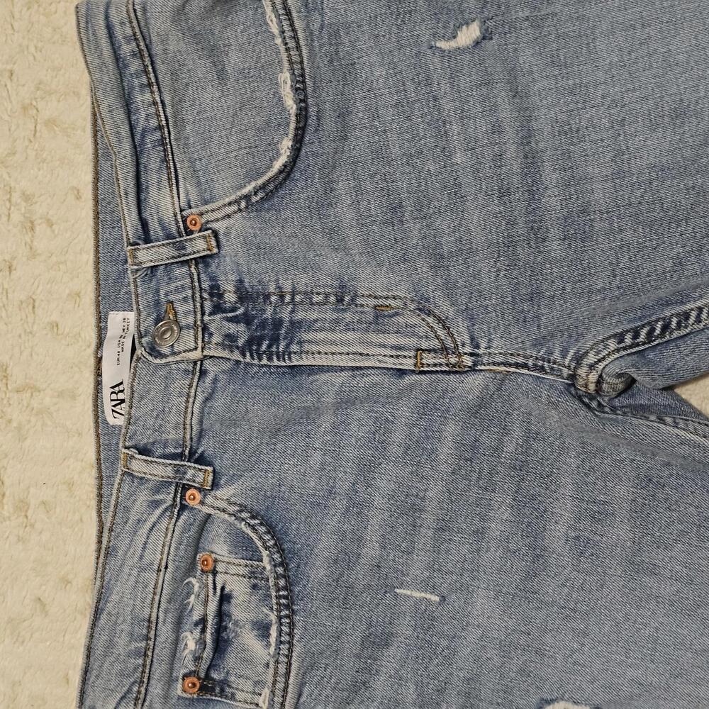 Zara Ripped Skinny Leg Jeans 8 - Picture 5 of 7
